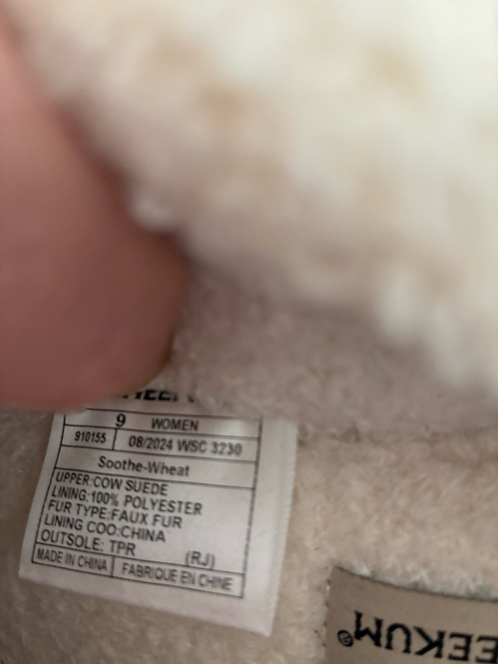 Staheekum Soothe Slipper size 9 - EUC
Brown Suede - Picture 8 of 8
